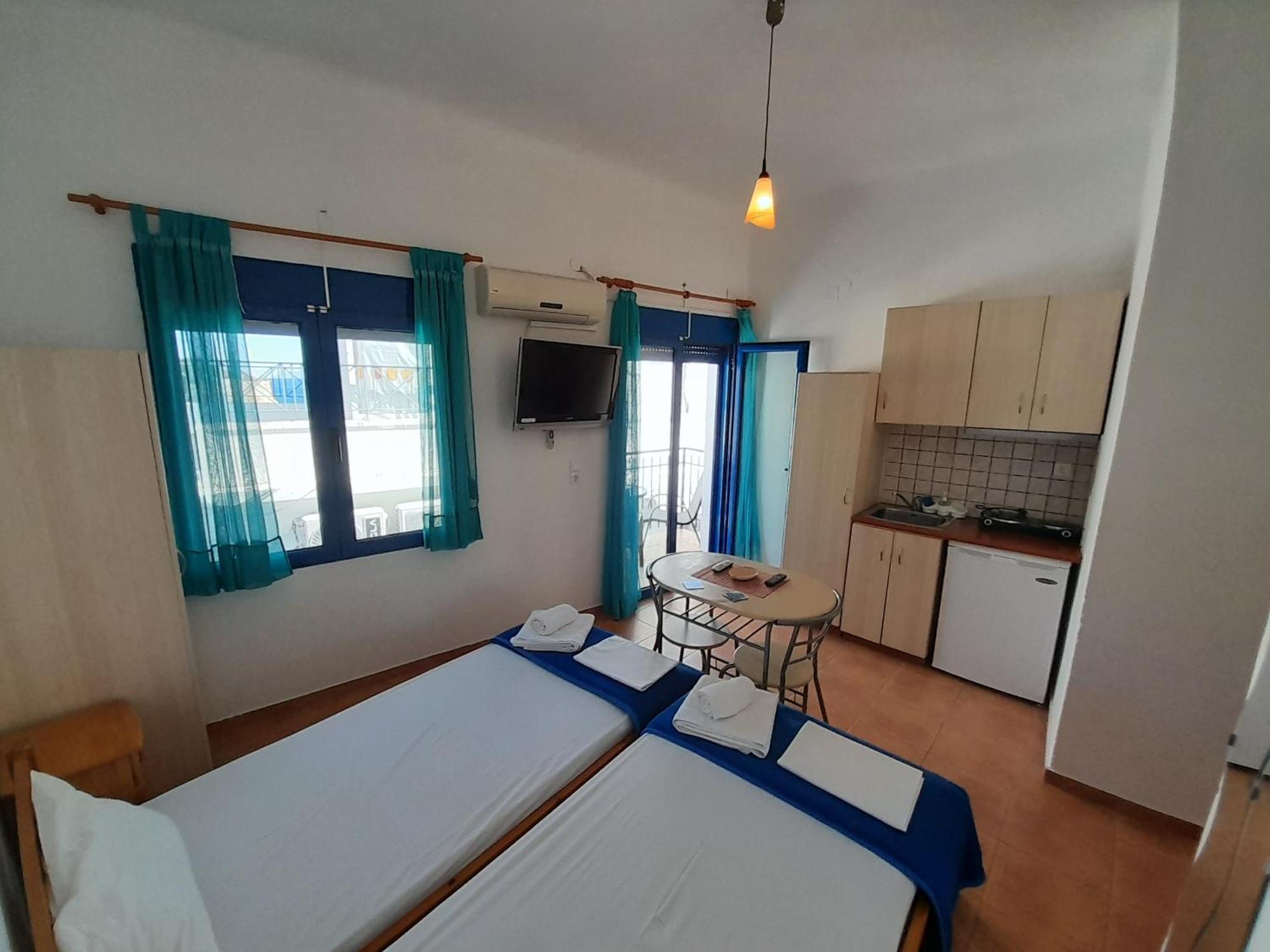 Lydia Mare Aparthotel Ágios Kírykos Rum bild