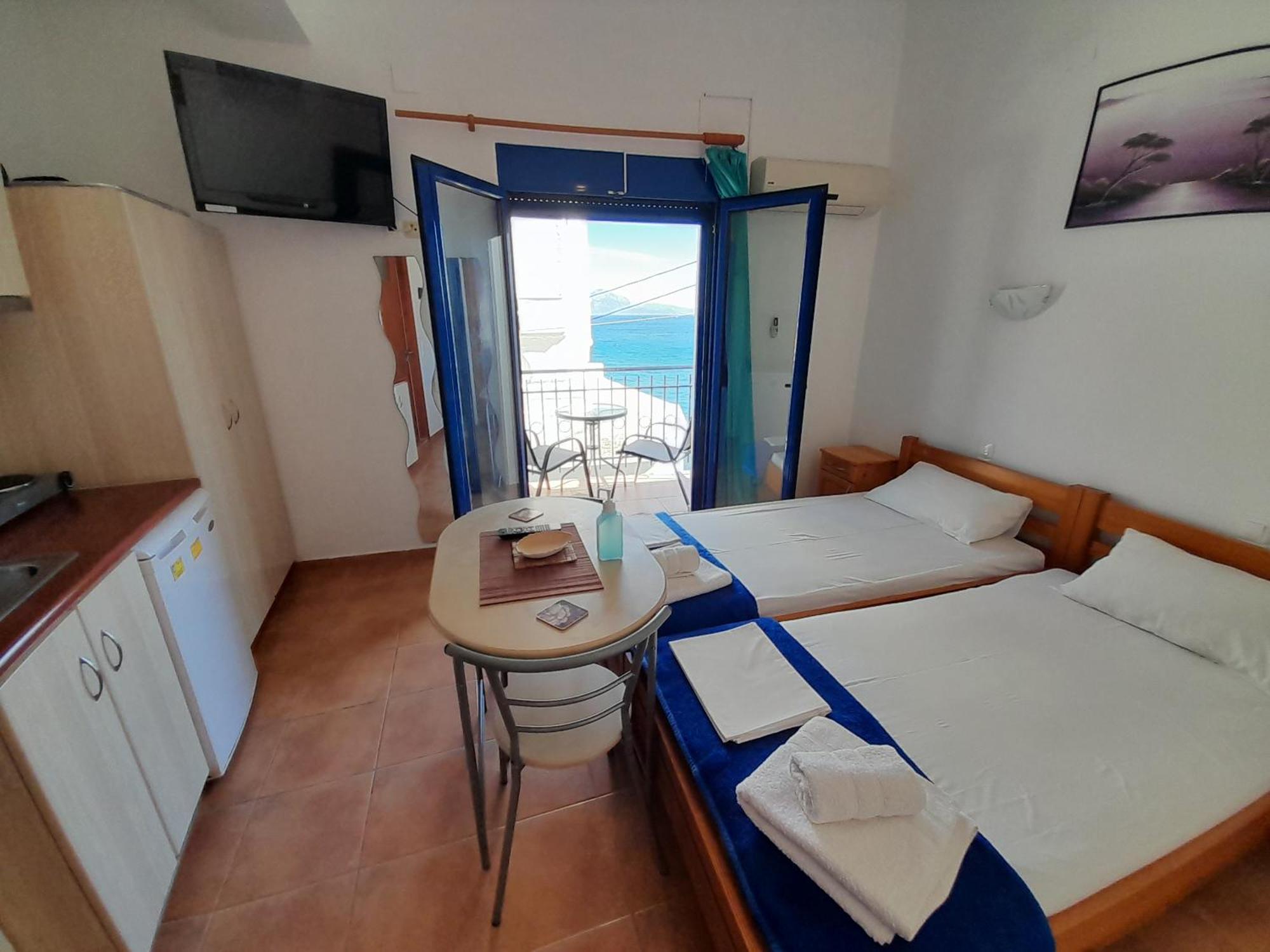 Lydia Mare Aparthotel Ágios Kírykos Rum bild