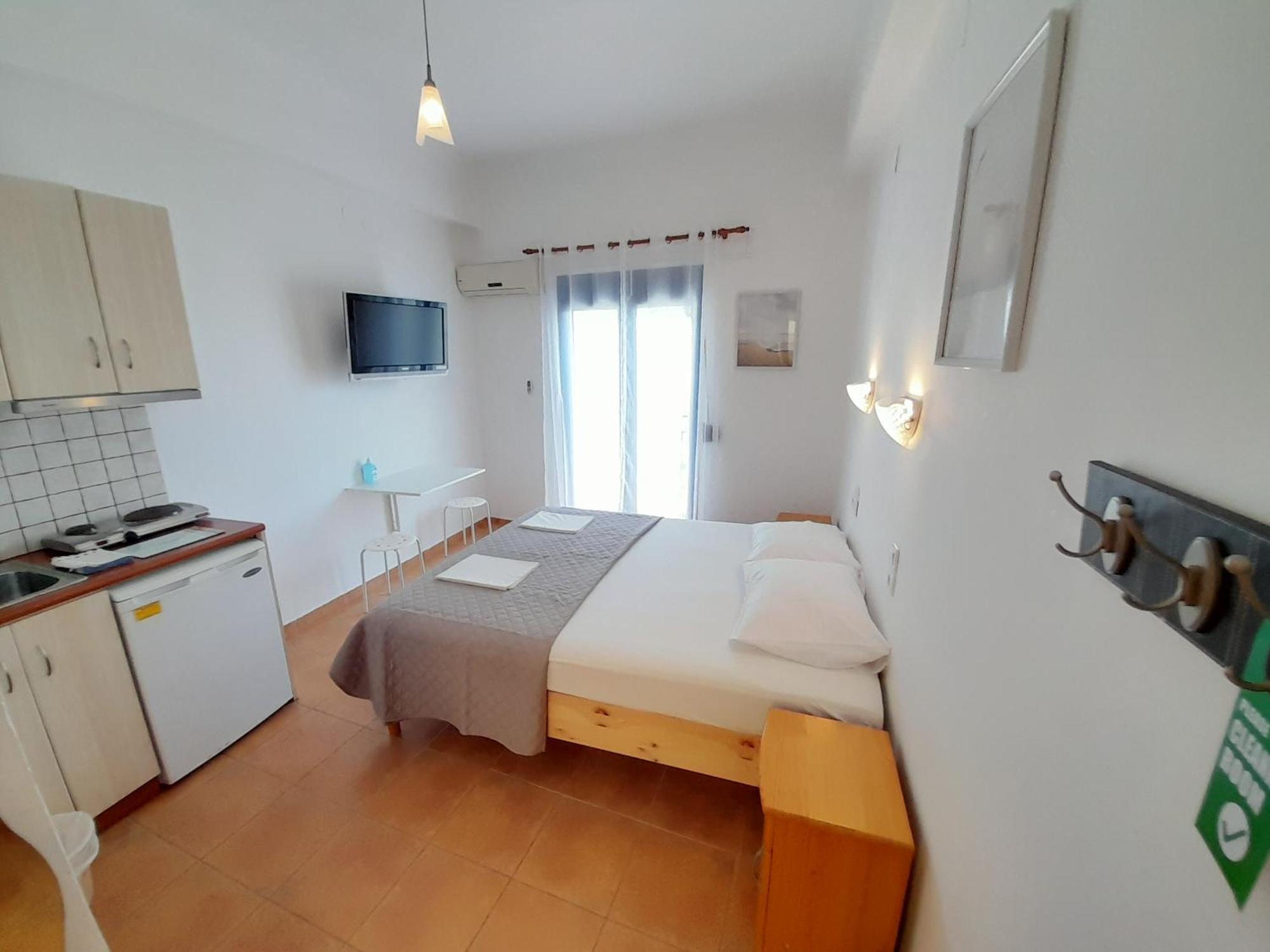 Lydia Mare Aparthotel Ágios Kírykos Rum bild
