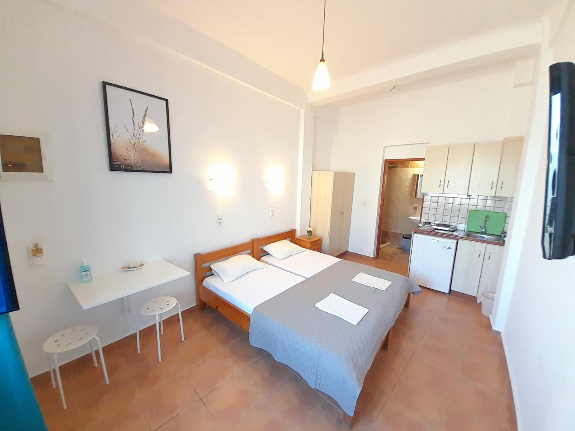 Lydia Mare Aparthotel Ágios Kírykos Rum bild
